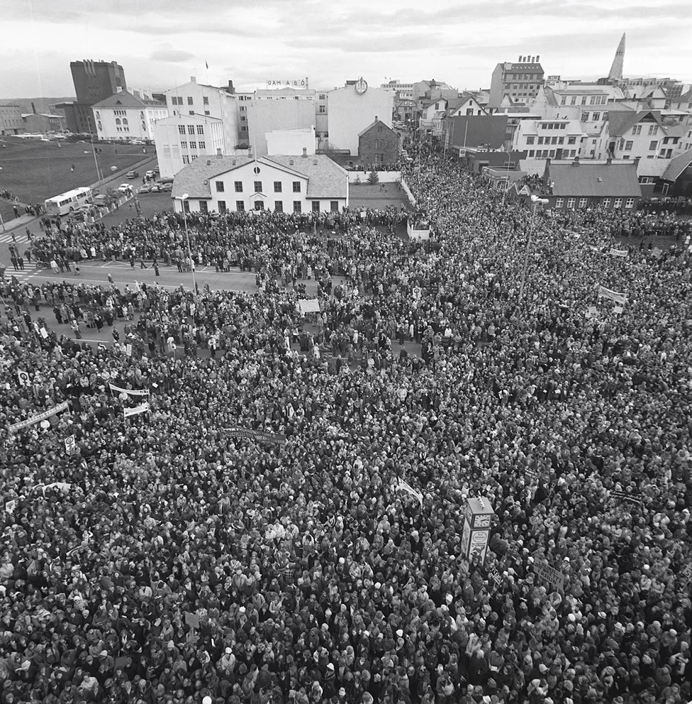 The day Icelands women went on strike 8