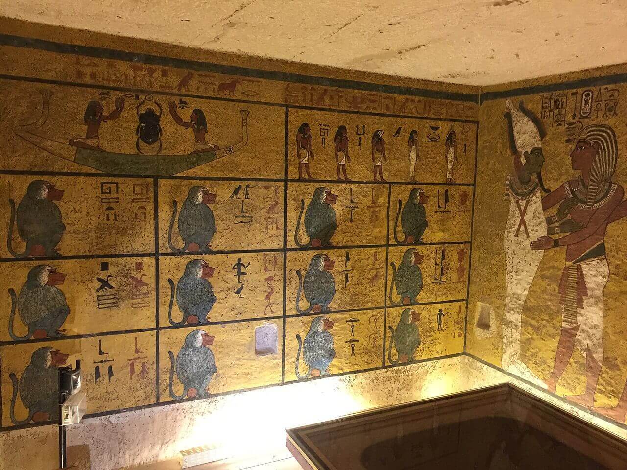 The unbroken seal on King Tutankhamuns tomb 1922 2