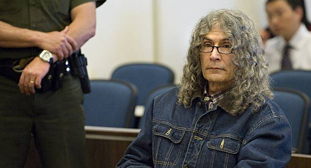 The Bizarre Courtroom Act of Serial Killer Rodney Alcala: When a Killer Played Lawyer